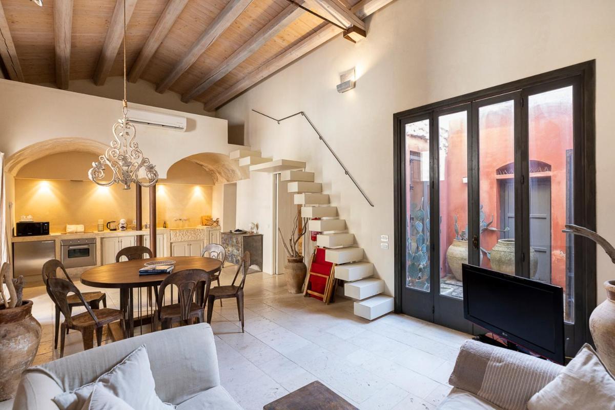 Dammuso Neas Noto Apartment Bagian luar foto